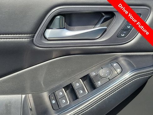 Certified 2023 Nissan Rogue SL w/ SL Premium Package FWD image 16