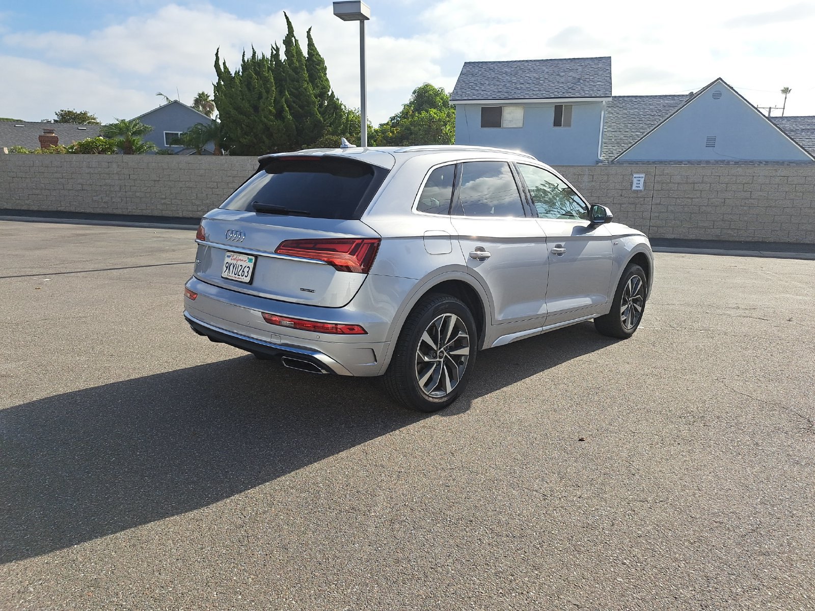 Used 2023 Audi Q5 2.0T Premium Plus w/ Premium Plus Package AWD/4WD image 5