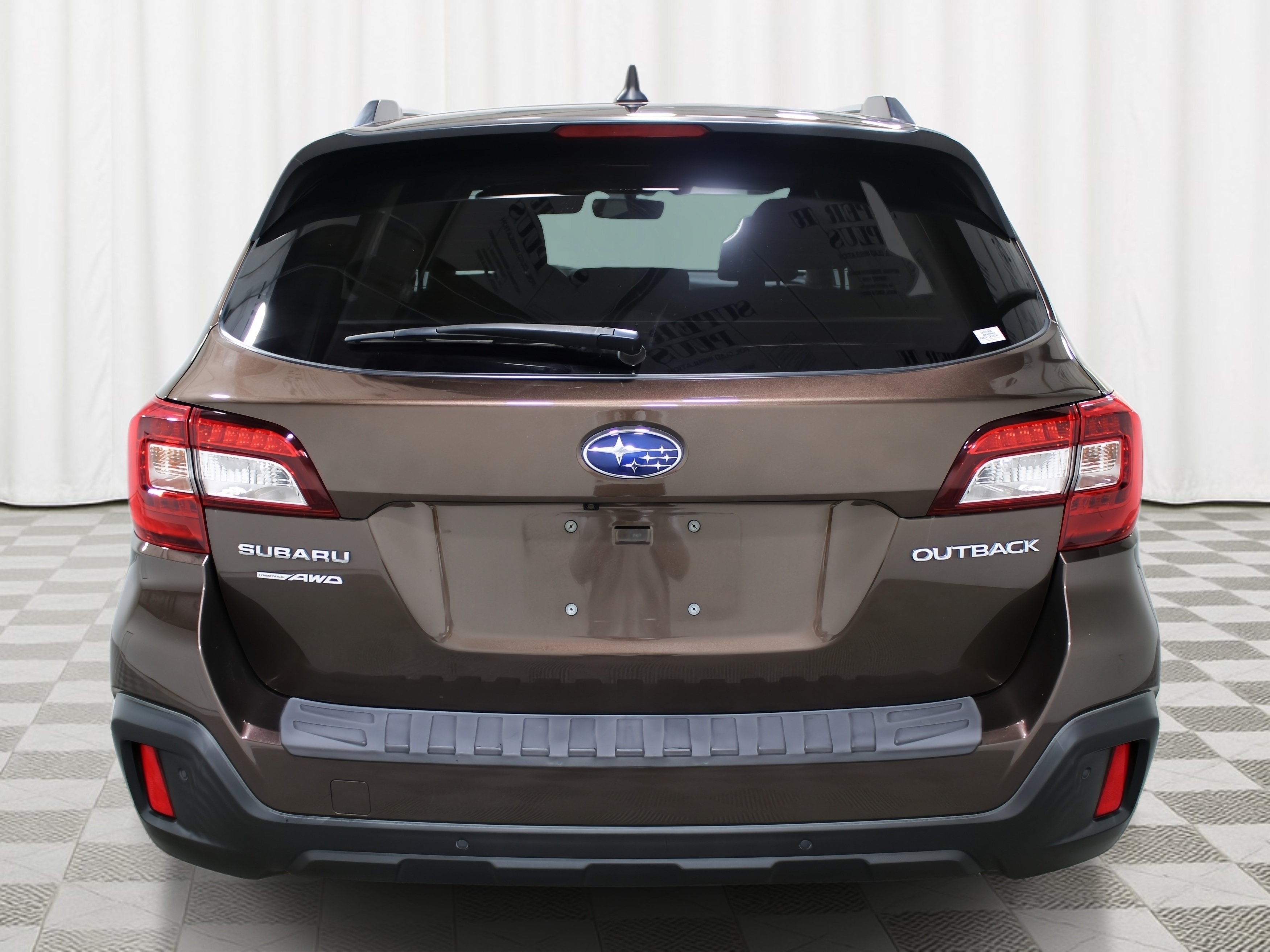 Used 2019 Subaru Outback 2.5i Touring AWD/4WD image 4