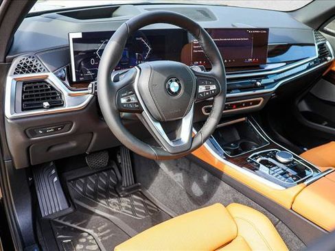New 2026 BMW X5 xDrive40i w/ Premium Package AWD/4WD image 11