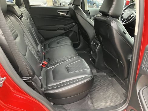 Used 2024 Ford Edge Titanium w/ Equipment Group 301A AWD/4WD image 16