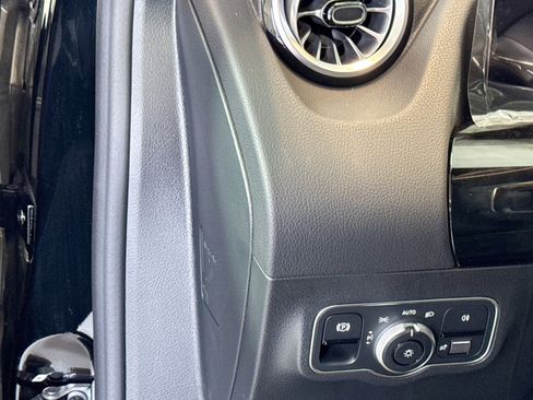 New 2026 Mercedes-Benz GLA 35 AMG 4MATIC image 10