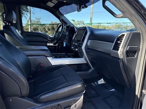 Used 2022 Ford F250 Lariat w/ Lariat Value Package image 17