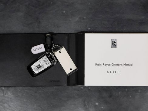 Used 2010 Rolls-Royce Ghost image 77