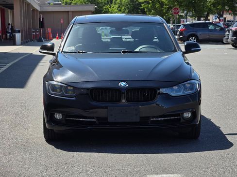 Used 2016 BMW 320i xDrive Sedan AWD/4WD image 2