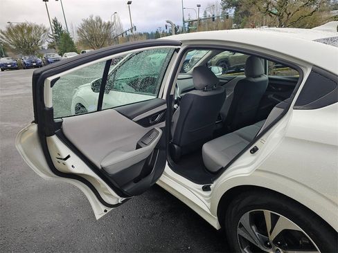 Used 2025 Subaru Legacy Premium image 16