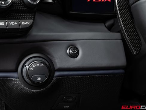 Used 2019 Ferrari 488 Pista Coupe RWD image 41
