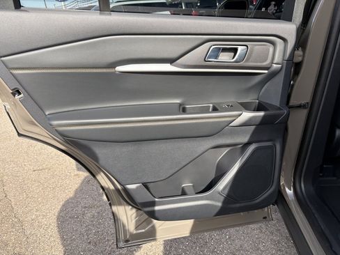 New 2026 Ford Explorer Tremor image 18