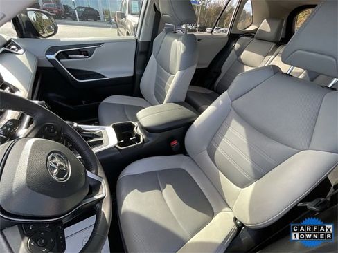 Used 2023 Toyota RAV4 Limited image 15