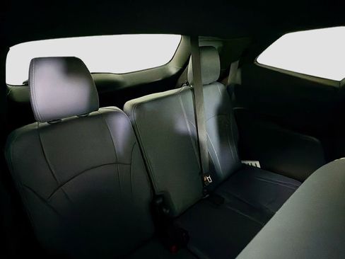 Used 2024 Buick Enclave Premium image 30