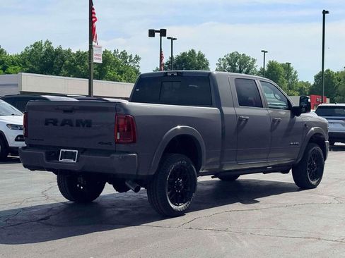 New 2026 RAM 2500 Limited AWD/4WD image 9