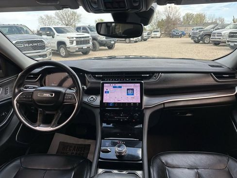 Used 2021 Jeep Grand Cherokee L Limited image 29