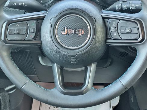 Used 2024 Jeep Wrangler Unlimited Rubicon 4xe AWD/4WD image 20