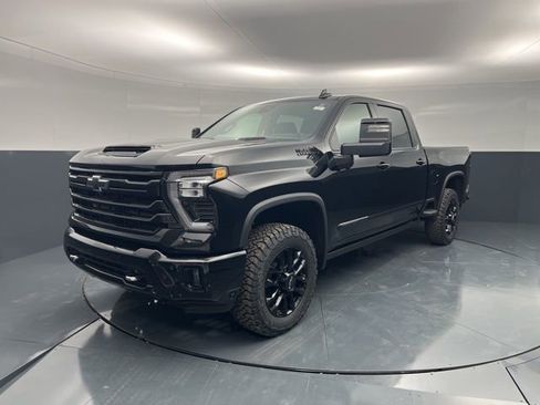 New 2026 Chevrolet Silverado 2500 High Country w/ High Country Premium Package AWD/4WD image 4
