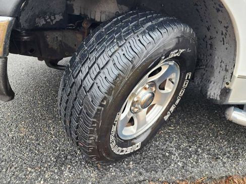 Used 2003 Ford F150 XLT image 8