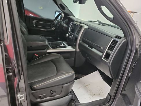 Used 2016 RAM 1500 Limited RWD image 6