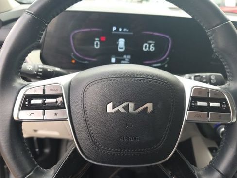 Used 2024 Kia Telluride S FWD image 10