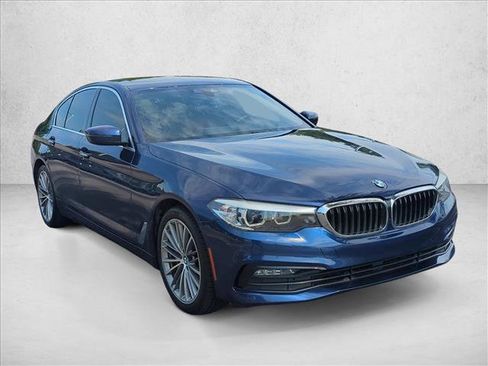 Used 2018 BMW 530i w/ Premium Package RWD image 3