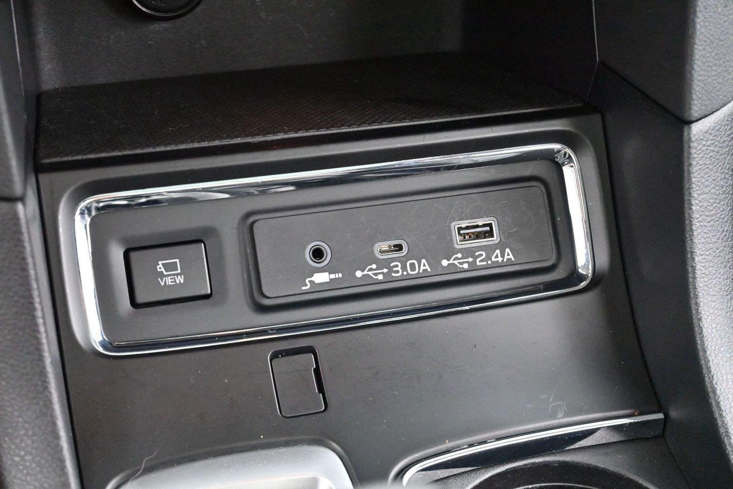 Used 2023 Subaru Ascent Limited w/ Technology Package AWD/4WD image 25