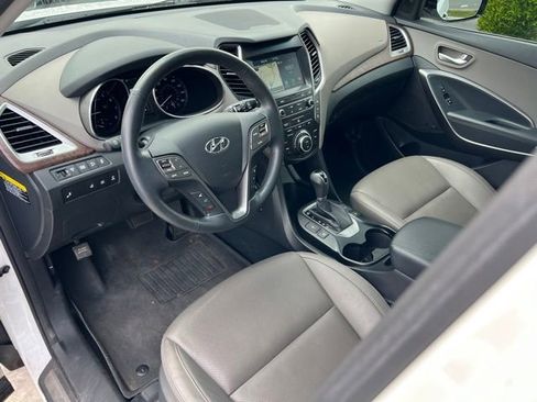 Used 2019 Hyundai Santa Fe XL AWD/4WD image 17