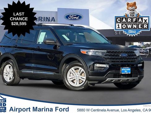 Certified 2022 Ford Explorer XLT w/ Equipment Group 202A image 1