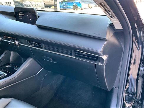 Used 2024 MAZDA MAZDA3 s image 18