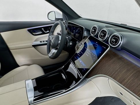 New 2026 Mercedes-Benz GLC 300 image 15