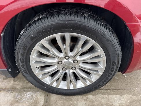 Used 2012 Chrysler 200 Limited image 18