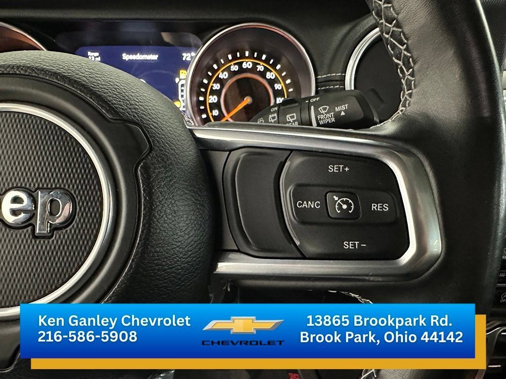 Used 2022 Jeep Wrangler Unlimited Sahara w/ LED Lighting Group AWD/4WD image 13
