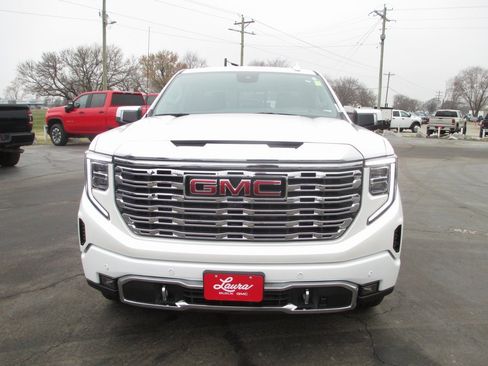 Certified 2023 GMC Sierra 1500 Denali image 11