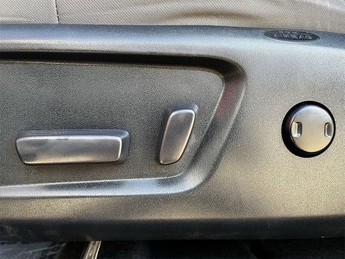 Used 2017 Toyota Tundra SR5 image 23