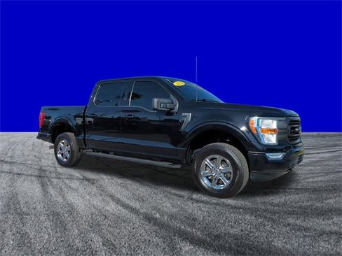 Certified 2022 Ford F150 XLT w/ Equipment Group 301A Mid image 2