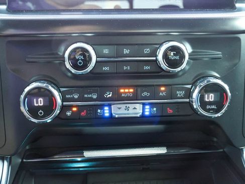 Used 2021 Ford F150 Platinum w/ Equipment Group 701A High AWD/4WD image 23