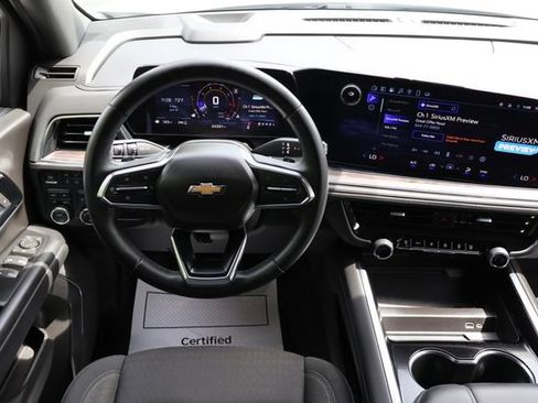 Used 2025 Chevrolet Tahoe LS AWD/4WD image 6