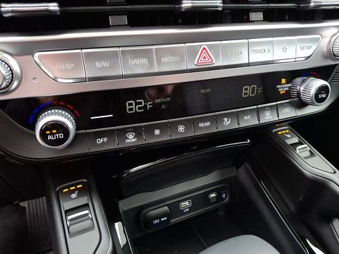 New 2025 Kia Telluride S image 17