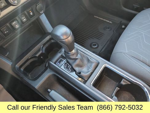 Used 2019 Toyota Tacoma TRD Off-Road image 28