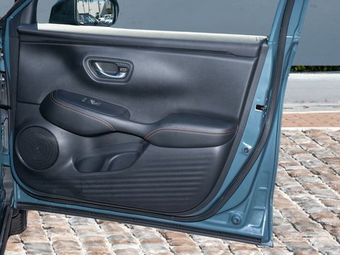 Certified 2024 Honda HR-V Sport image 12