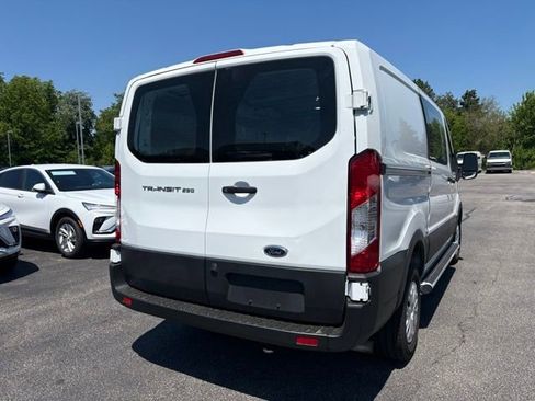 Used 2024 Ford Transit 250 Low Roof w/ Exterior Upgrade Package RWD image 5