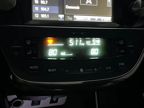 Used 2016 Toyota Avalon Touring image 24