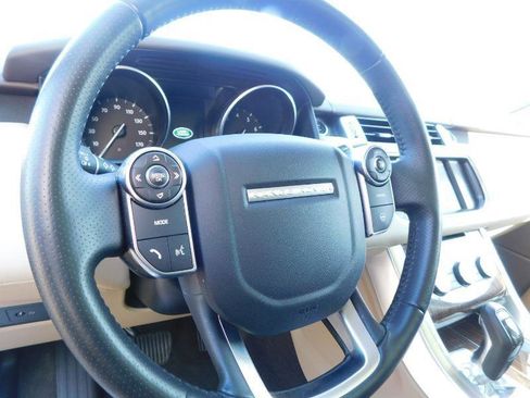 Used 2016 Land Rover Range Rover Sport HSE image 15