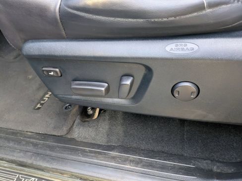 Used 2018 Toyota Tundra Platinum image 19