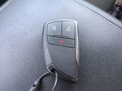 Used 2024 GMC Canyon Elevation RWD image 34