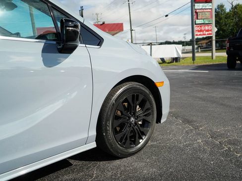 Used 2025 Honda Odyssey Sport-L image 18