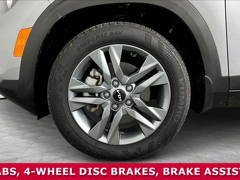 Used 2023 Kia Seltos S w/ Navigation Package image 34