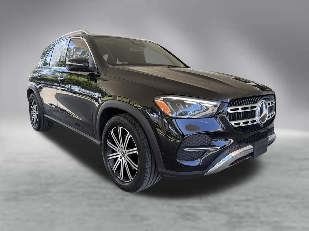 Used 2025 Mercedes-Benz GLE 350 4MATIC image 2