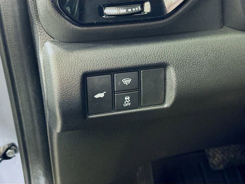 Used 2025 Honda Pilot TrailSport image 23