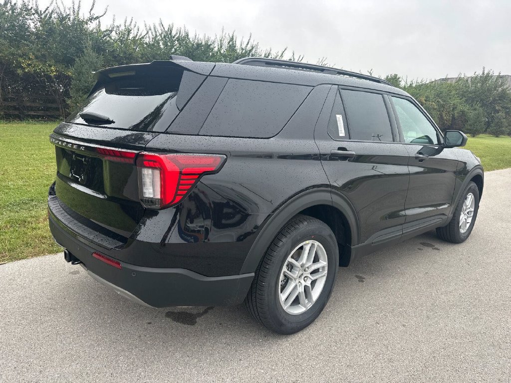 New 2027 Ford Explorer Active w/ Active Comfort Package AWD/4WD image 12