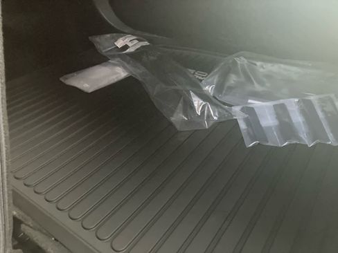 Certified 2026 Toyota Corolla Cross XLE w/ Convenience Package image 35