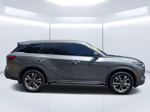 Used 2024 INFINITI QX60 Luxe w/ Cargo Package FWD image 2