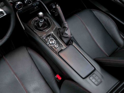 Used 2019 MAZDA MX-5 Miata Grand Touring w/ GT-S Package RWD image 55